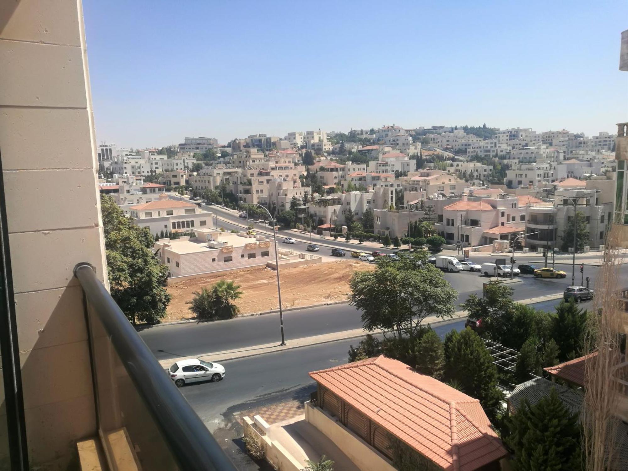 Dair Ghbar Gate Apartments Amman Exteriör bild