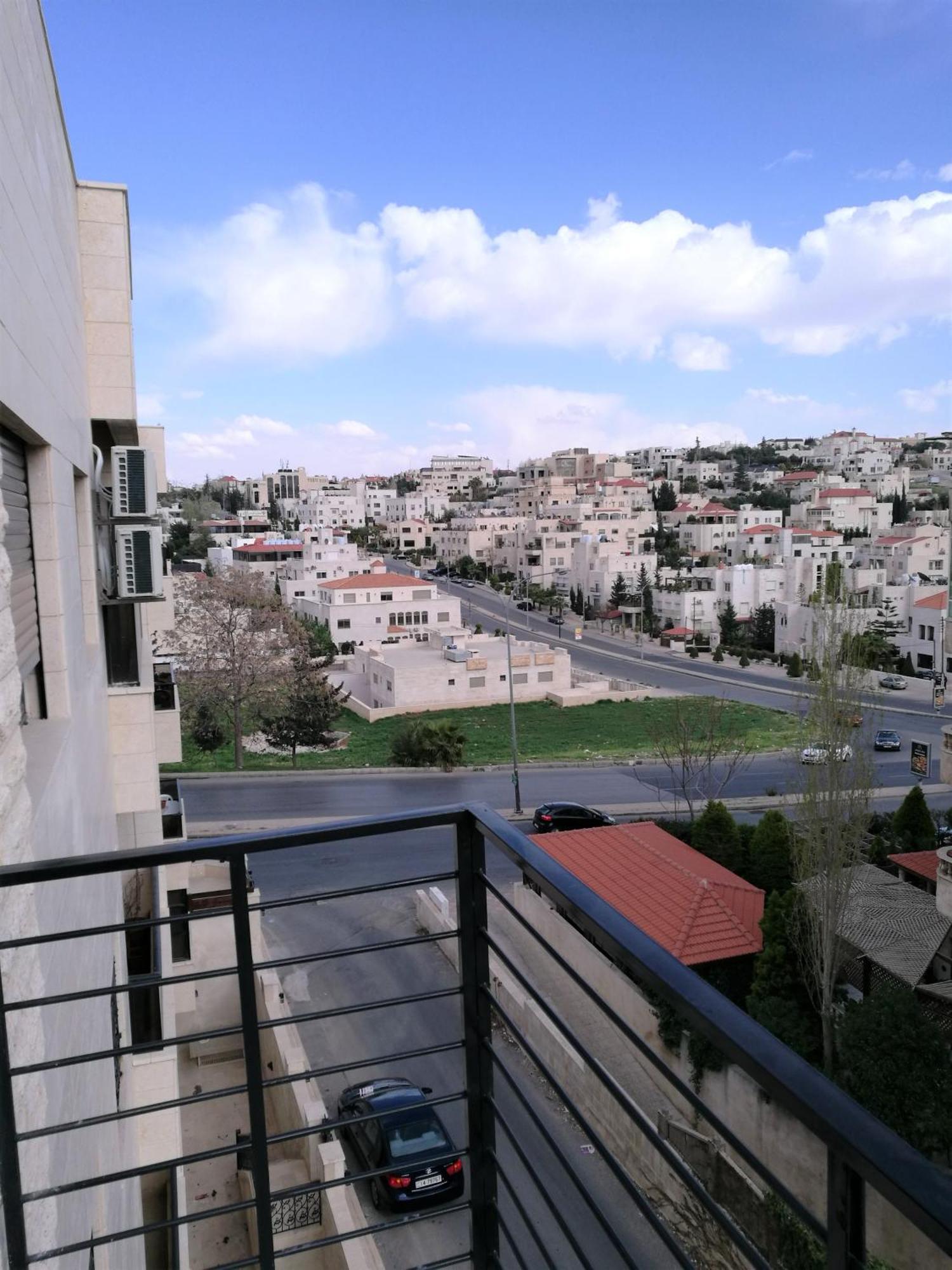 Dair Ghbar Gate Apartments Amman Exteriör bild