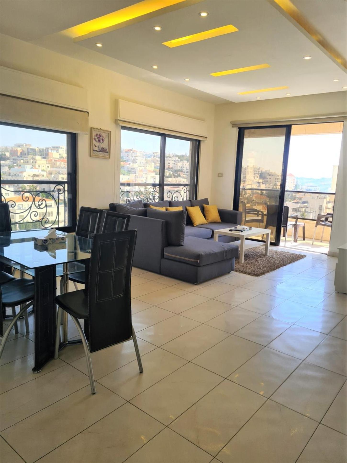 Dair Ghbar Gate Apartments Amman Exteriör bild