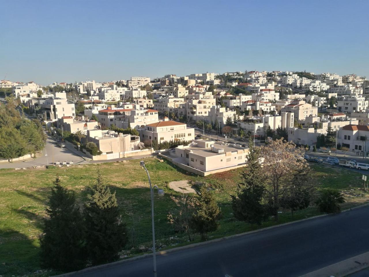 Dair Ghbar Gate Apartments Amman Exteriör bild